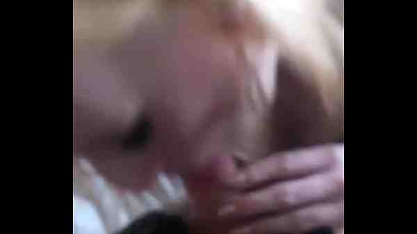 amateur mature blonde milf sucking big cock deepthroat