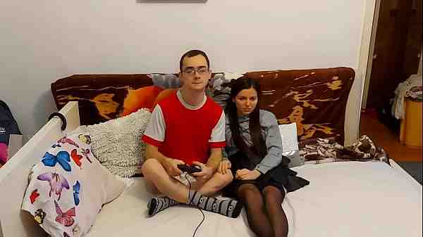 Sexy college girl seduces her nerdy classmate to have hardcore rough sex