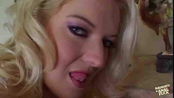 Big ass big tits blonde Barbara Summer gets in a threesome with two big dicks
