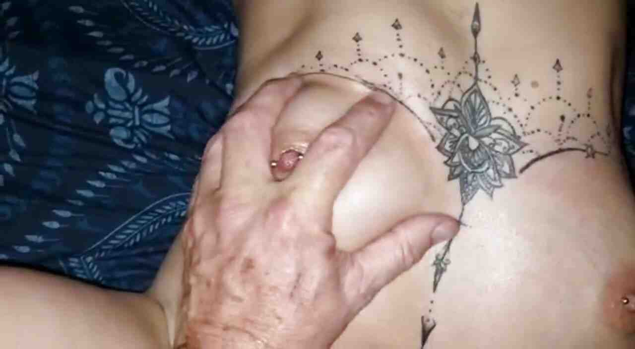 Stripper thraot fucked and creampie at bachelor party